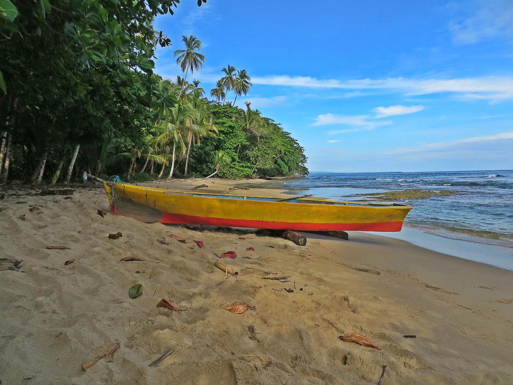 La Kukula Lodge Puerto Viejo de Talamanca Exteriör bild