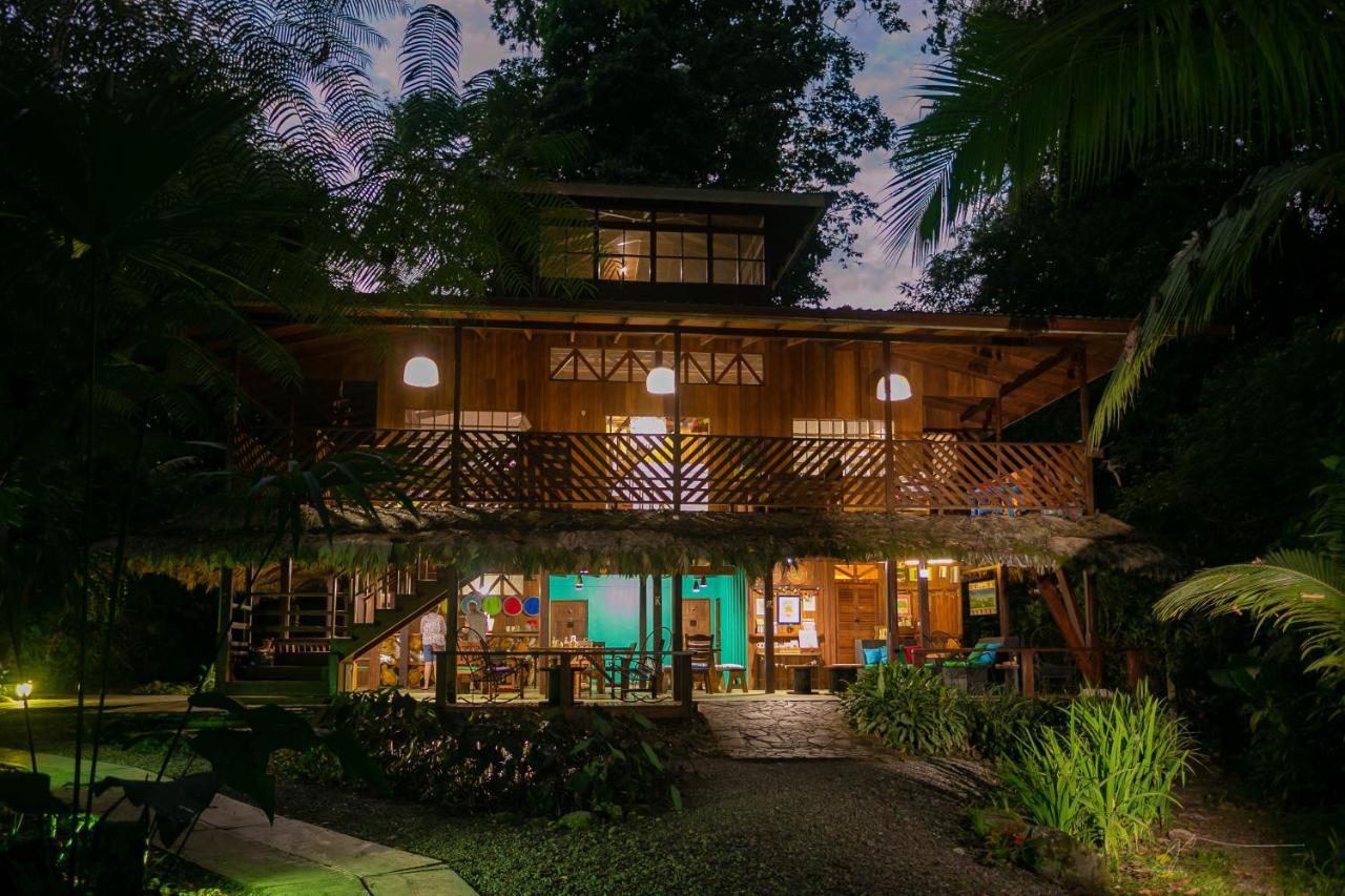 La Kukula Lodge Puerto Viejo de Talamanca Exteriör bild